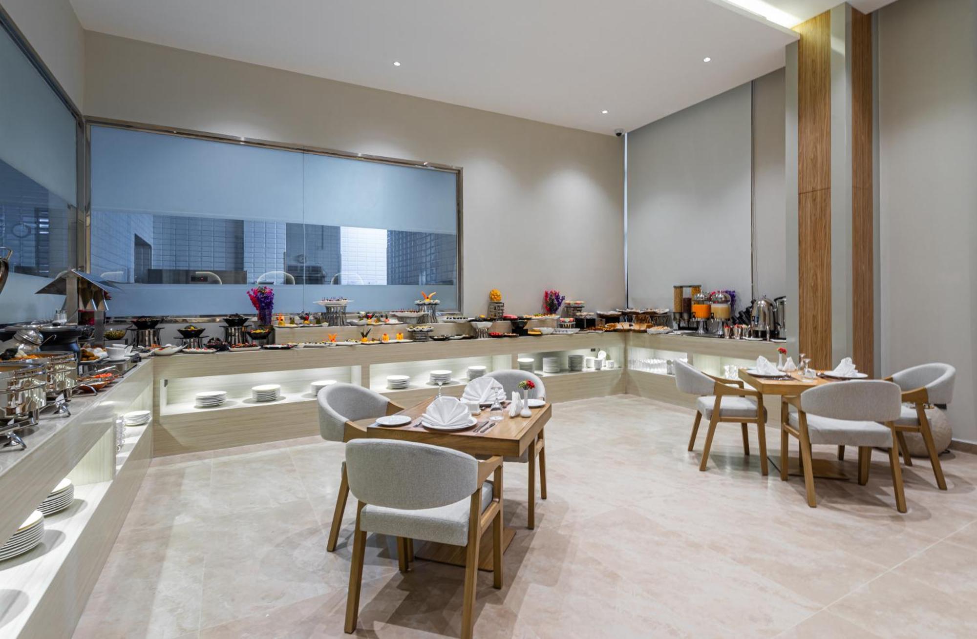 Voyage Hotel & Suites Riyadh Exterior photo